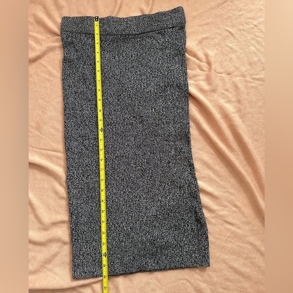 Dynamite Ribbed Pencil Skirt - Size Small - Picture 10 of 12